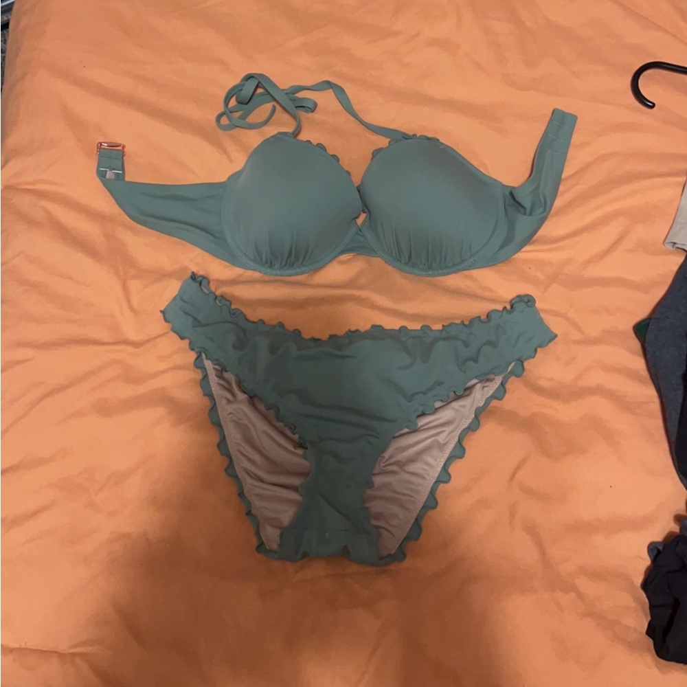 Green comfy swimsuit